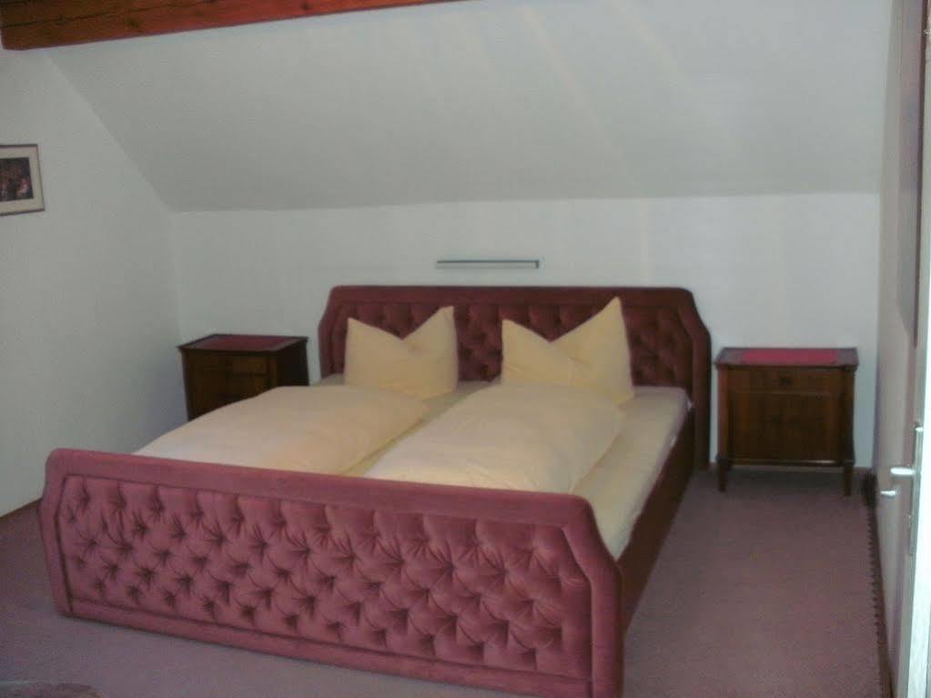 Hotel Am Hindenburgplatz أبينفير المظهر الخارجي الصورة